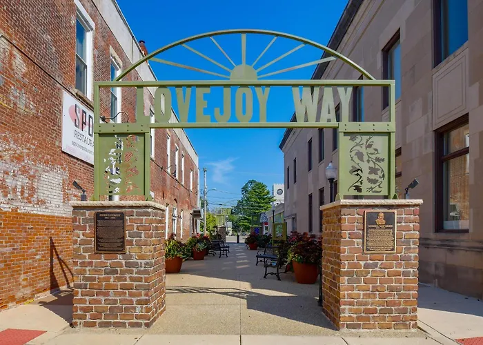 On Main St! Walkable Family In * Princeton