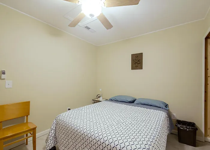 On Main St! Walkable Family In